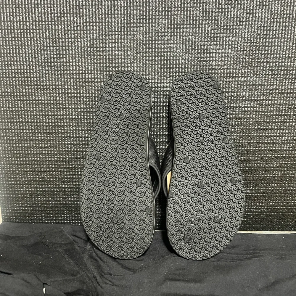 The North Face Kids Black Flip Flop Sandals